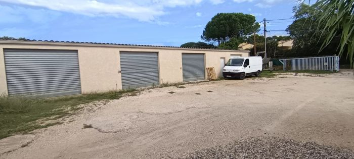 Tresques 30330 – Garage