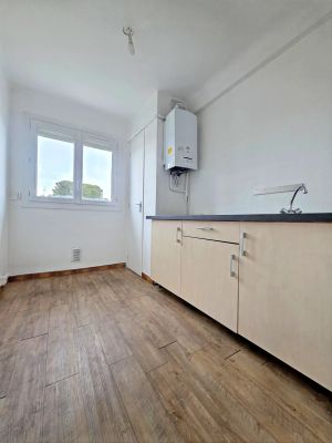 Vente Appartement Saint-Raphaël - Réf. 12246  - Mandataire immobilier Stéphanie Van De Kadsye - image 2