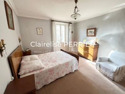 Vente Propriété Saint-Antonin-du-Var - Réf. 13066A  - Mandataire immobilier Clairelise Perrier - image 10