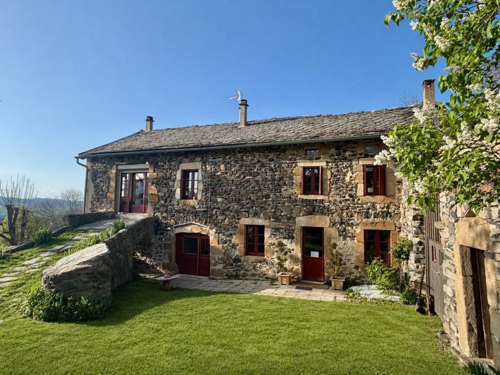 Maison 270 m²