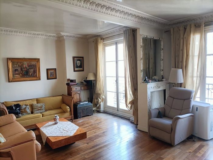Paris 15ème 75015 – Appartement