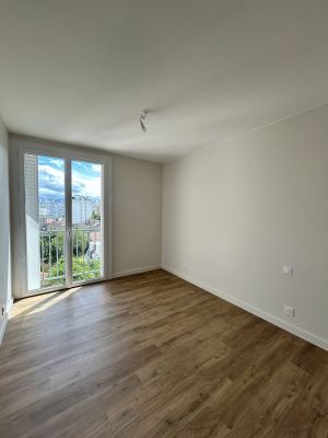 Vente Appartement Tarbes - Réf. 12708  - Mandataire immobilier Eric Peyregne - image 8