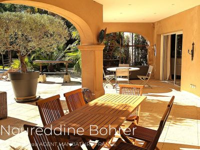 Grimaud 83310 – Maison