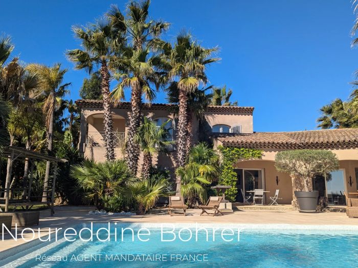 Grimaud 83310 – Maison