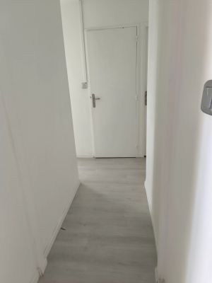 Vente Appartement Saint-Étienne - Réf. 13050  - Mandataire immobilier Corinne Makoua - image 2