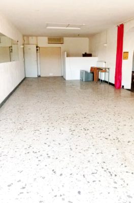 La Palme 11480 – Local commercial