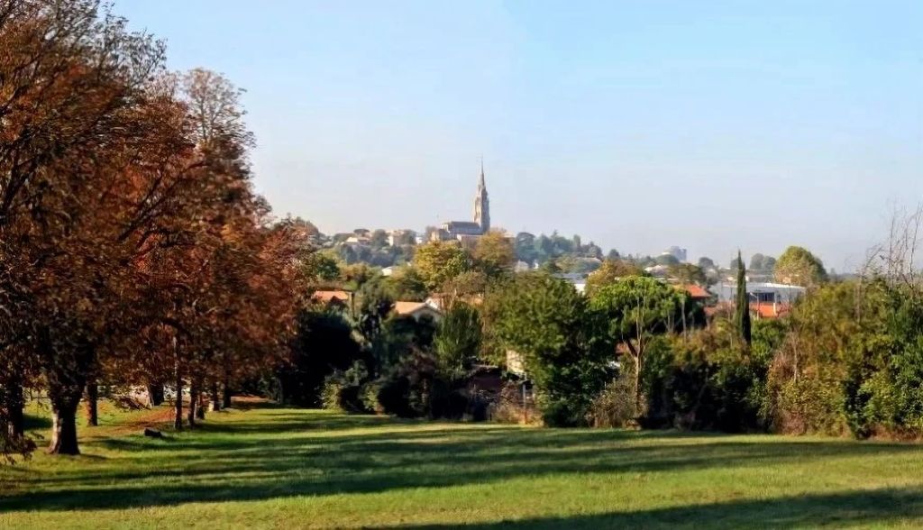 Terrain constructible 612 m²