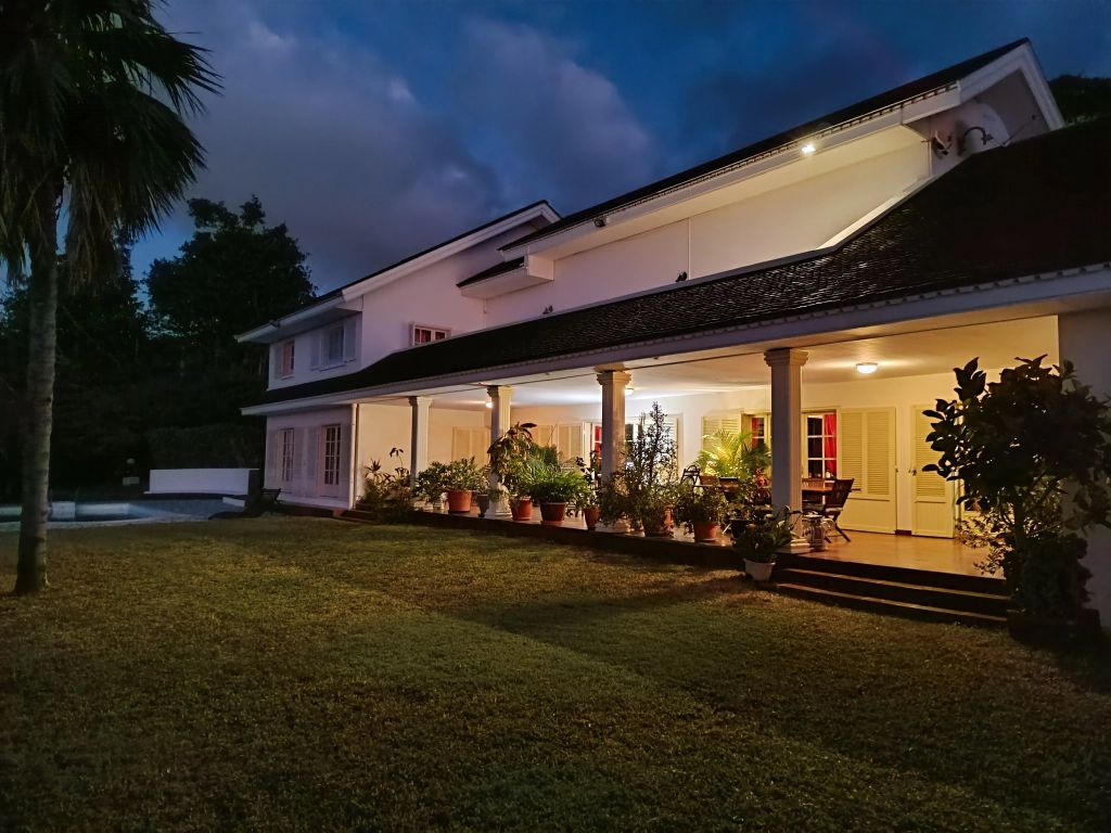 Villa 330 m²