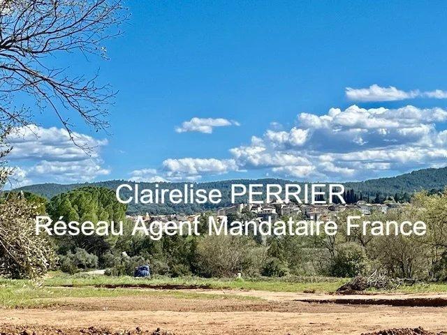 Terrain constructible 1517 m²
