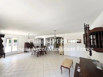 Vente Propriété Besse-sur-Issole - Réf. 13245A  - Mandataire immobilier Clairelise Perrier - image 8