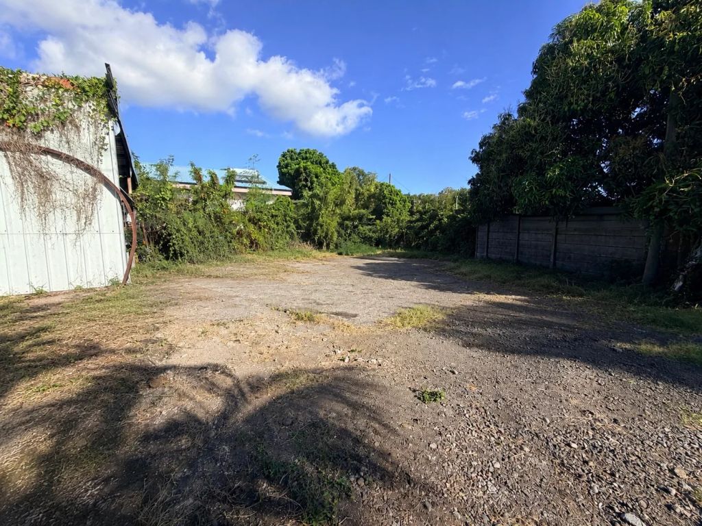 saint-pierre (97432) terrain constructible 115 500 € · à Saint Pierre · 115 500 €