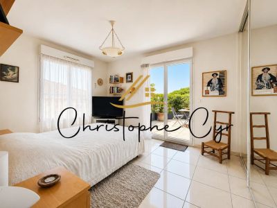 Fréjus 83600 – Appartement