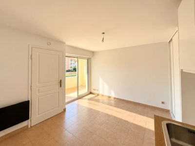 Vente Studio Fréjus - Réf. 13371  - Mandataire immobilier Emilie Brachet - image 8
