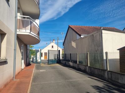 Vente Parking Fleury-les-Aubrais - Réf. 12183  - Mandataire immobilier Charline Durand-Henry - image 2