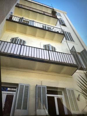 Marseille 5ème 13005 – Immeuble