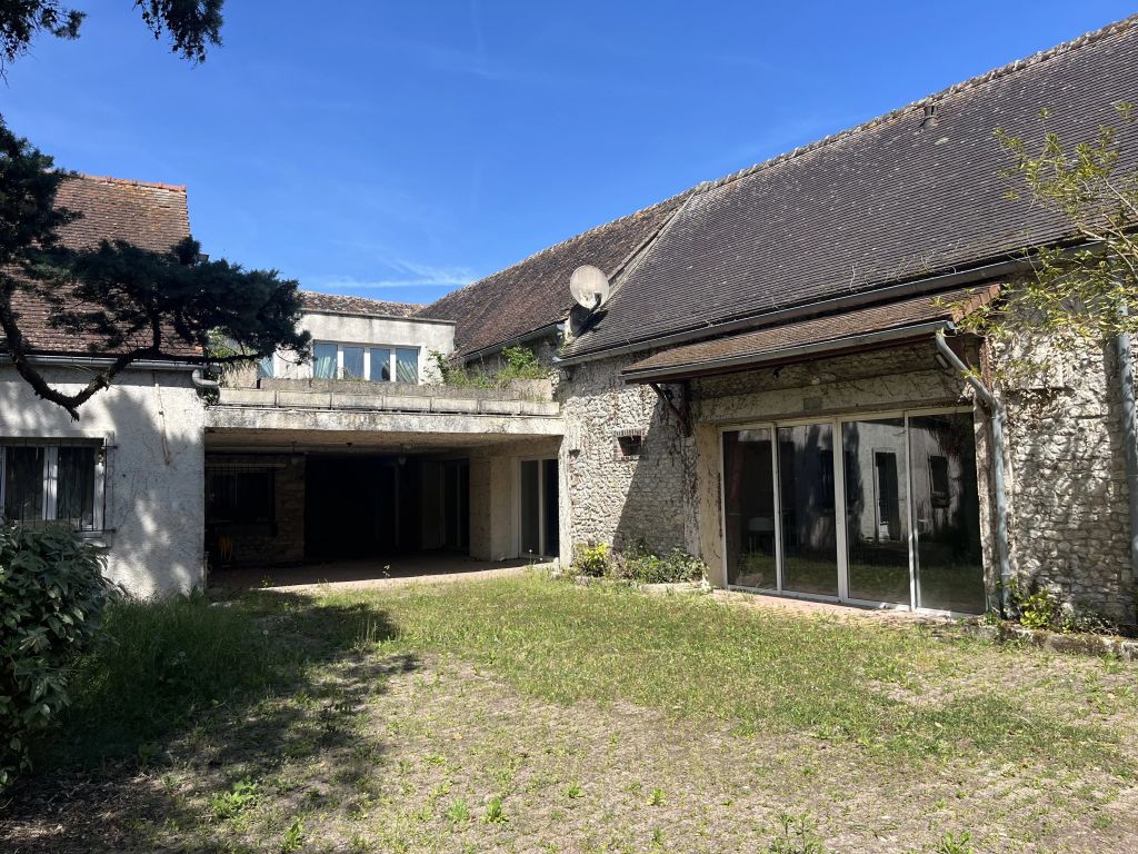 Maison 850 m²