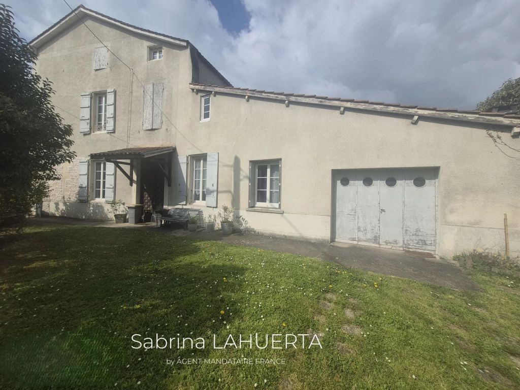 Maison 279 m²