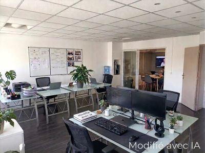 Bureau 70.6 m²
