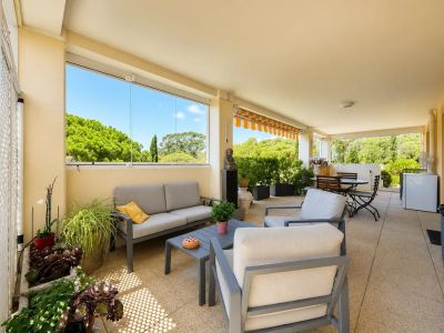 Fréjus 83600 – Appartement