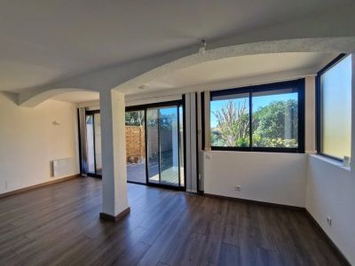 Vente Appartement Saint-Raphaël - Réf. 12914A  - Mandataire immobilier Valérie Lataste - image 2