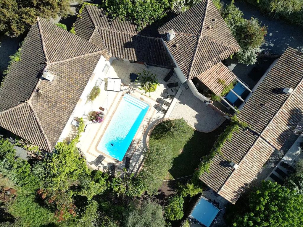 Propriété 270 m²
