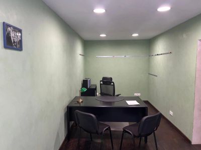 Local commercial 84 m²