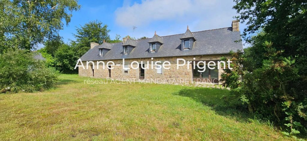 Maison 9 pièces 157 m² · à Bégard · 157 m² · 234 000 €