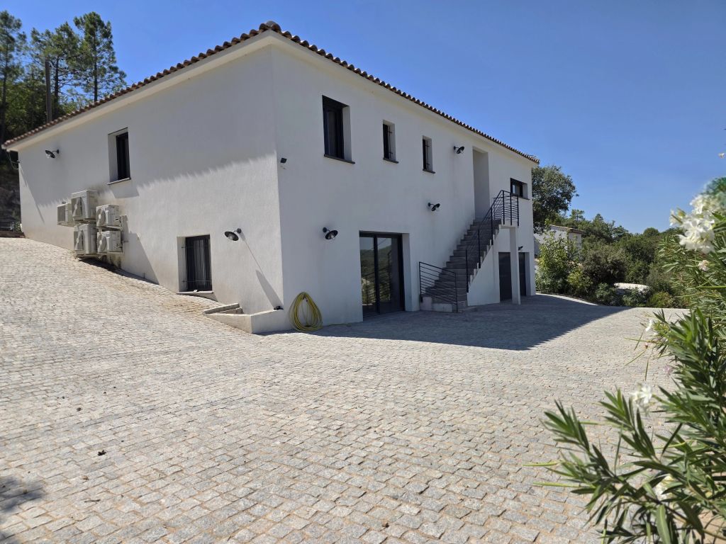 Villa 226 m²