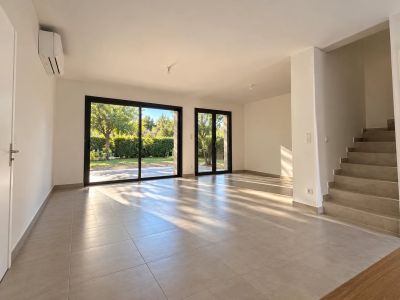 Vente Pavillon Fréjus - Réf. 13523  - Mandataire immobilier Emilie Brachet - image 3
