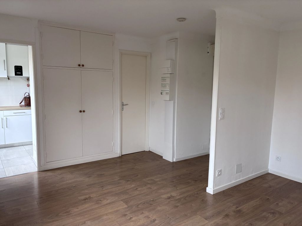 Appartement 1 pièce 27 m² · à Fréjus · 27,3 m² · 143 000 €