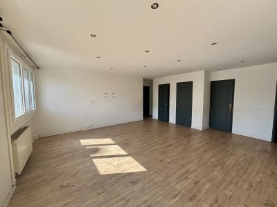 Vente Appartement Saint-Étienne - Réf. 13494  - Mandataire immobilier Zoé Scardone - image 3
