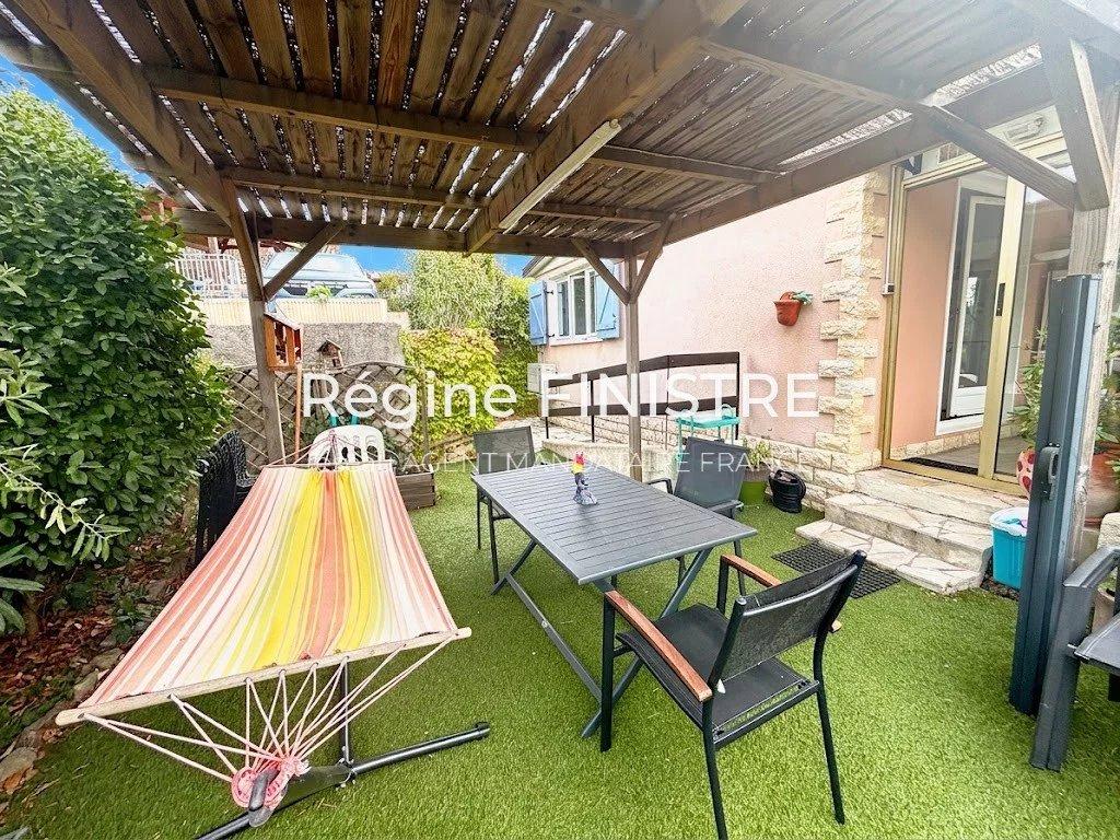 Maison 4 pièces 76 m² · à Roquebrune-sur-Argens · 76 m² · 310 000 €